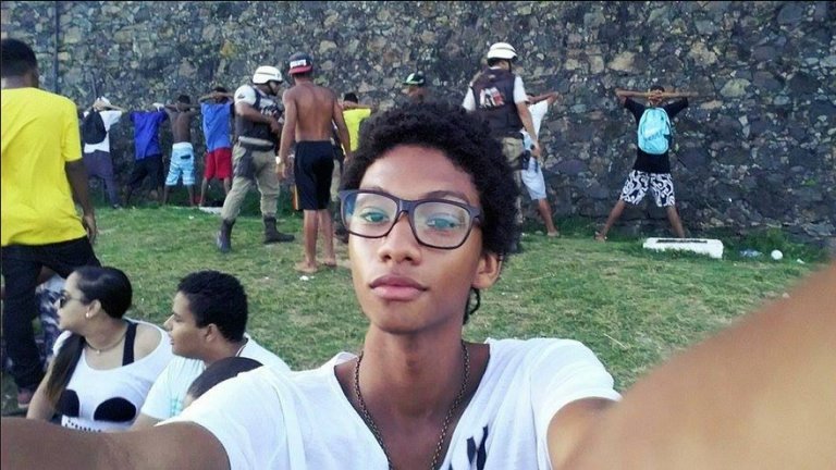 (Onde estavam os negros no protesto em Salvador?)
